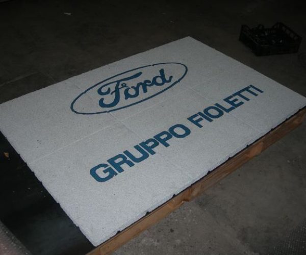 fordbianco-640w